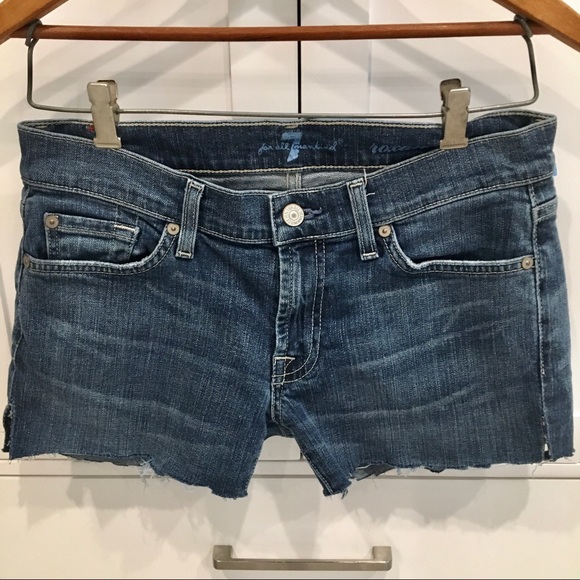 7 FAM “Roxanne” Cut-Off Jean Shorts - Picture 4 of 16